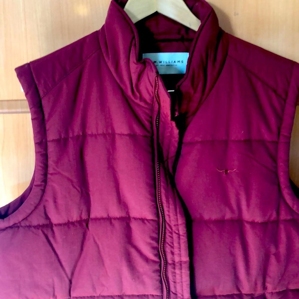 Men’s Light Burgundy R. M. Williams (Australia) Patterson puffer vest